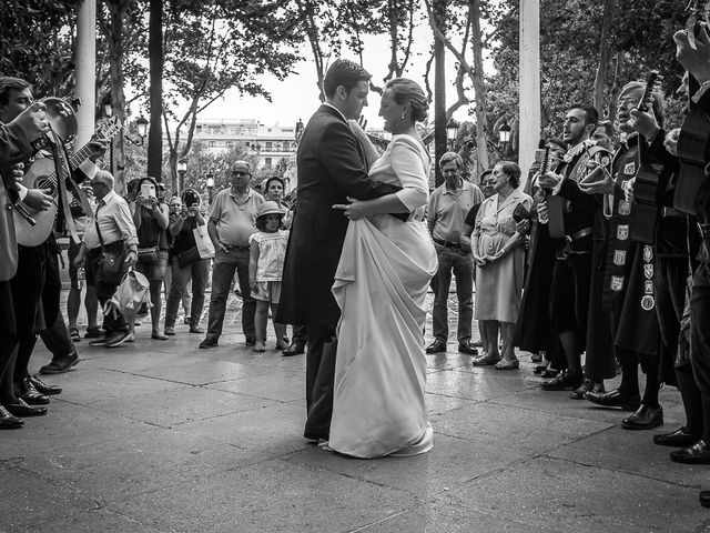 La boda de Antonio y Nani en La Rinconada, Sevilla 39