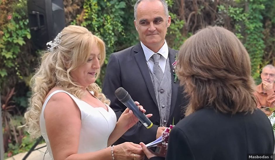 La boda de Yolanda y David en Valencia, Valencia