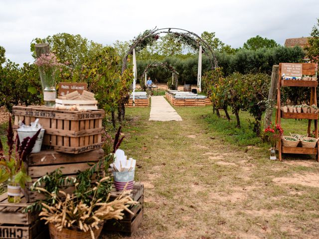 La boda de Carla y Alan en Sant Cugat Sesgarrigues, Barcelona 28