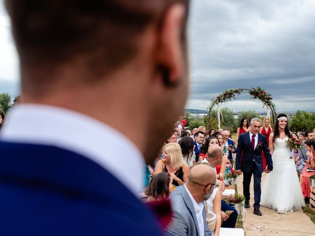 La boda de Carla y Alan en Sant Cugat Sesgarrigues, Barcelona 36