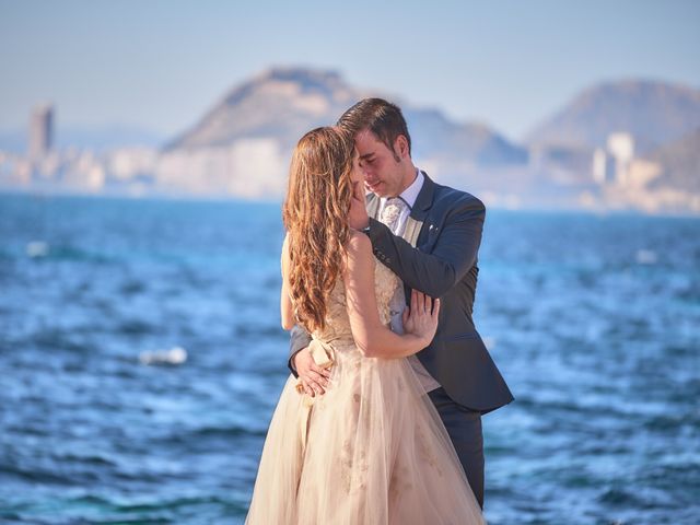 La boda de Raúl y Lorena en Alacant/alicante, Alicante 13