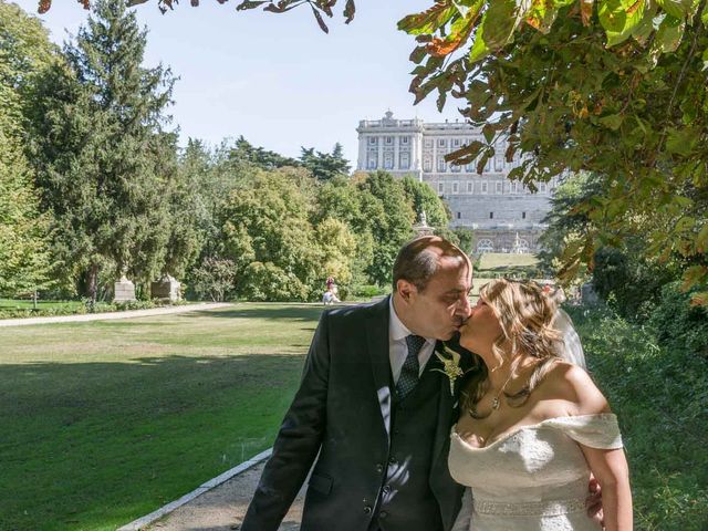 La boda de José y Violeta en Madrid, Madrid 32