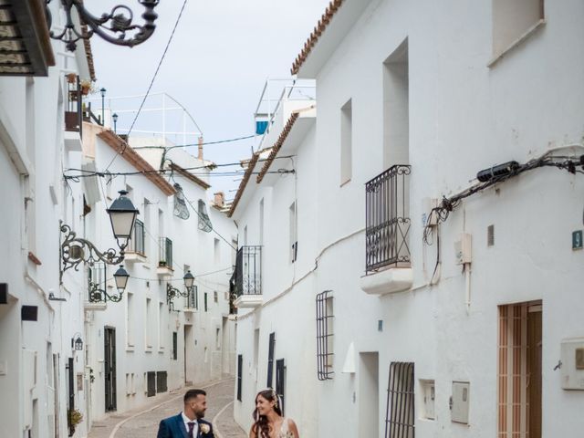 La boda de Antonio y Noelia en Altea, Alicante 42
