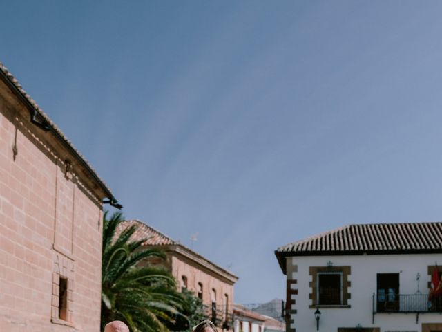 La boda de Jake y Irene en Villahermosa, Ciudad Real 28