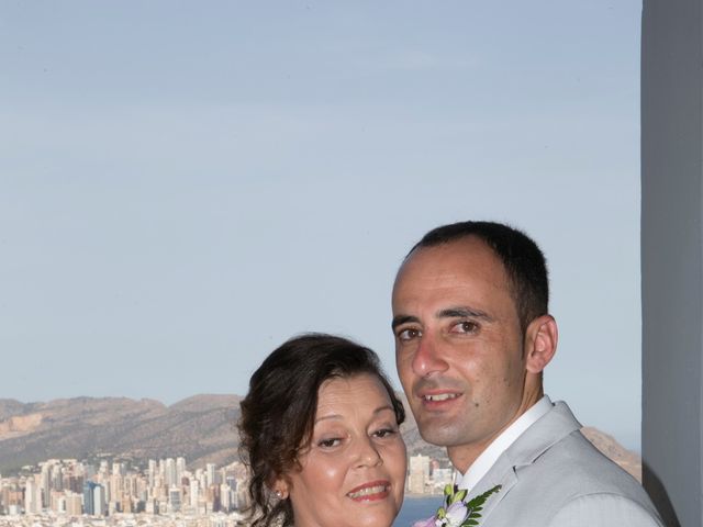 La boda de Rayco y Yaiza  en Benidorm, Alicante 15