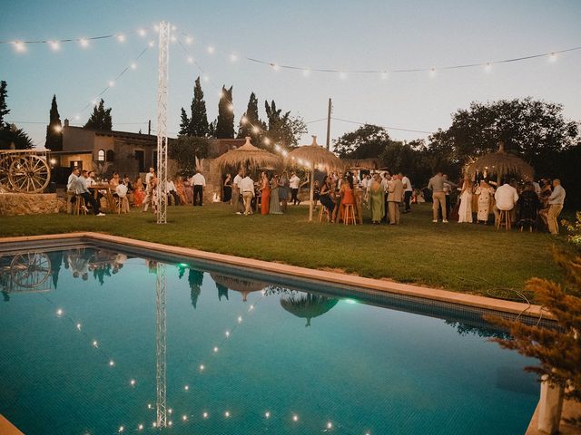 La boda de Juan y Xisca en Llubí, Islas Baleares 34