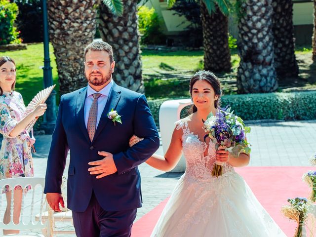 La boda de Manuel y Laura en El Puig, Valencia 14