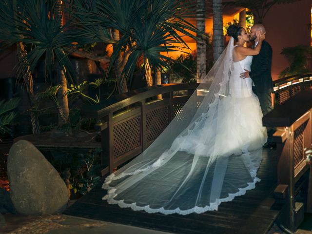 La boda de Mamel y Patricia en Guia De Isora, Santa Cruz de Tenerife 25