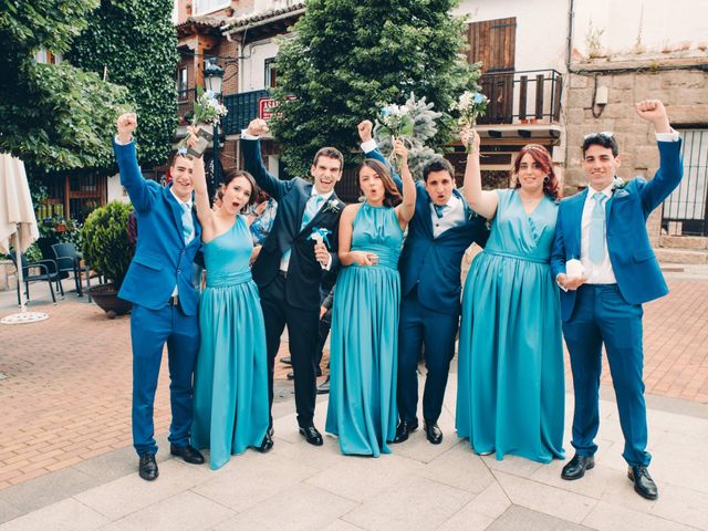 La boda de Luis y Macarena en El Vellon, Madrid 27