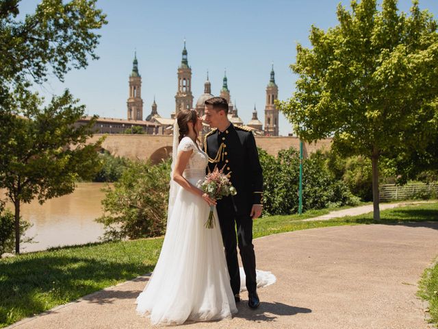 La boda de Luis y Miriam en Zaragoza, Zaragoza 32
