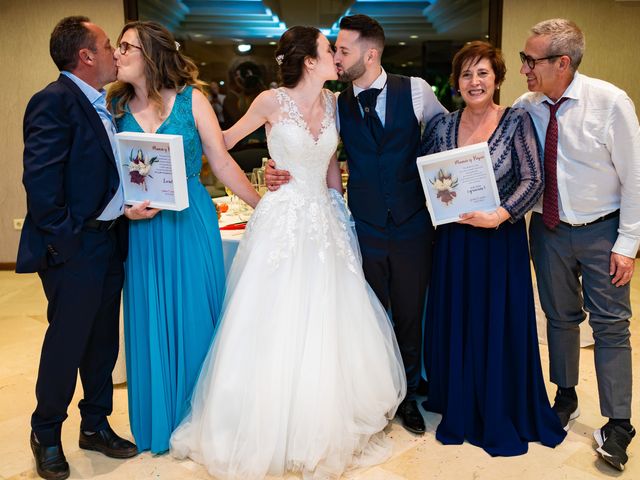 La boda de Marc y Johana en Montbrio Del Camp, Tarragona 60