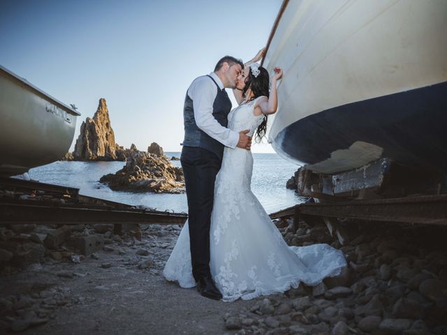 La boda de Fran y Lidia en La Curva, Almería 61