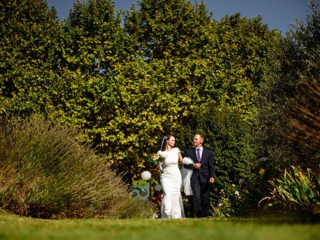 La boda de Gal y Agnes en Sant Cugat Sesgarrigues, Barcelona 32