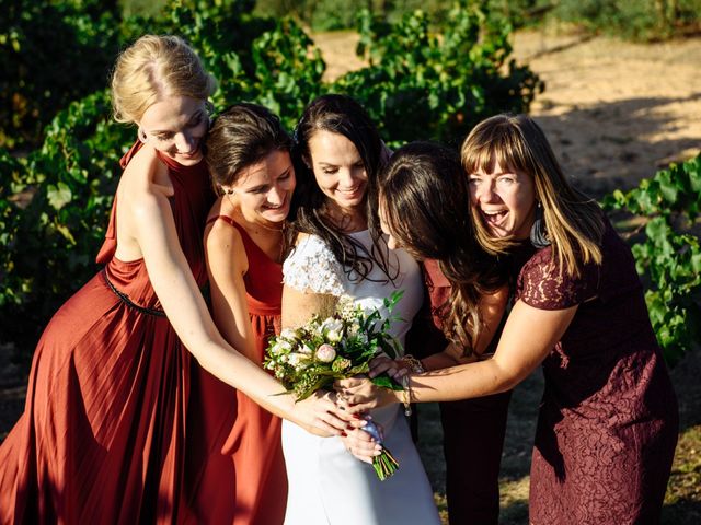 La boda de Gal y Agnes en Sant Cugat Sesgarrigues, Barcelona 59