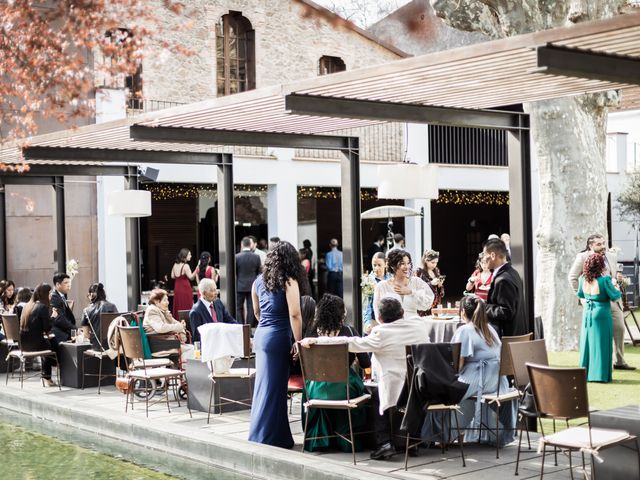 La boda de Enrique y Shery en Sant Fost De Campsentelles, Barcelona 33