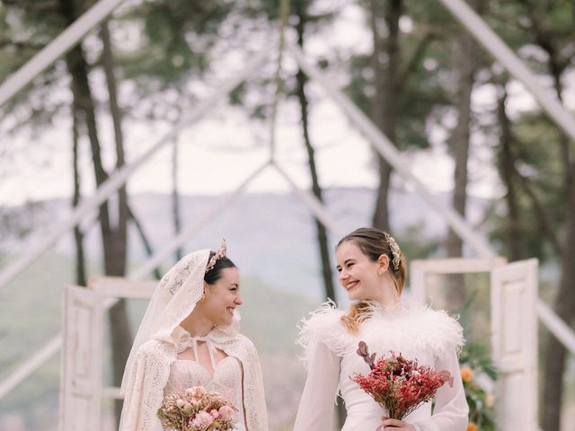 La boda de Monica y Irene en La Adrada, Ávila 100