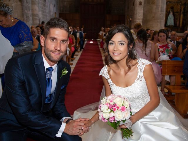 La boda de Adrian y Laura en Pedrajas De San Esteban, Valladolid 13