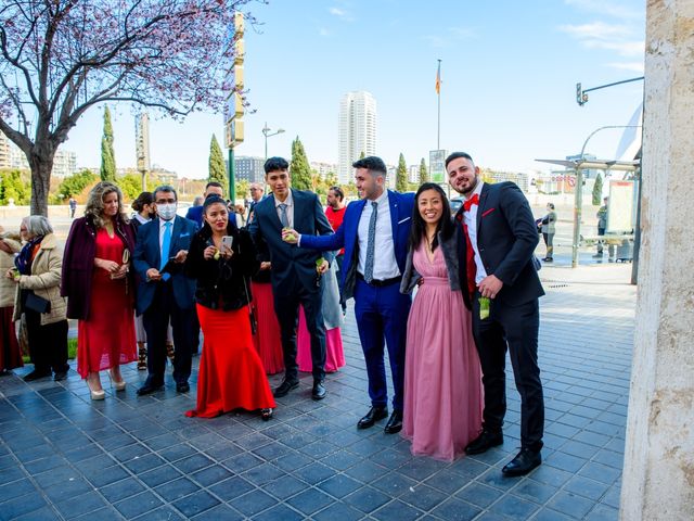 La boda de Manuel y Fernanda en Valencia, Valencia 9
