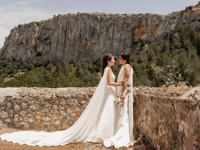 La boda de Anna y Maripaz en Xàtiva, Valencia 1
