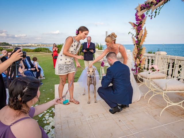 La boda de Xavi y Lara en Vilanova I La Geltru, Barcelona 11