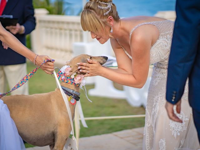 La boda de Xavi y Lara en Vilanova I La Geltru, Barcelona 13