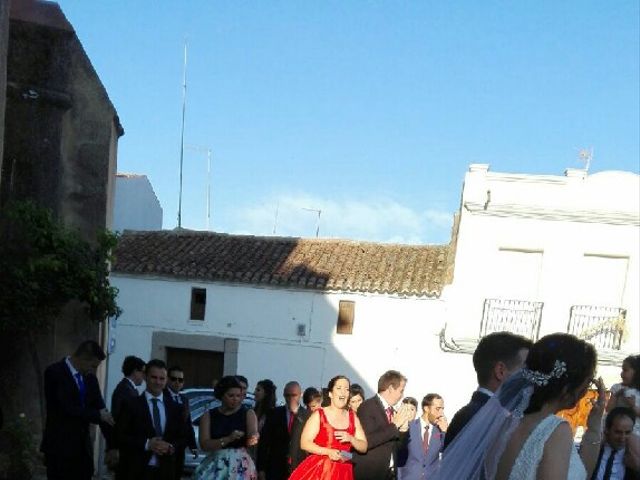 La boda de Antonio y Fatima en Higuera De La Serena, Badajoz 11