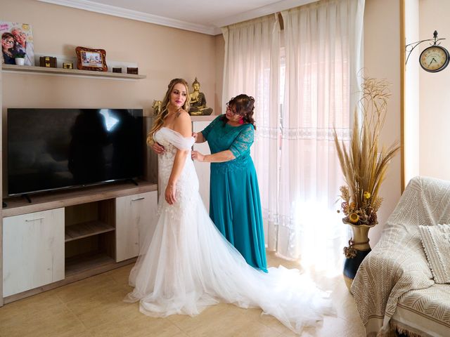 La boda de Cristina y Mario en Alcalá De Henares, Madrid 21