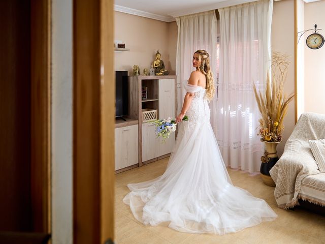 La boda de Cristina y Mario en Alcalá De Henares, Madrid 27
