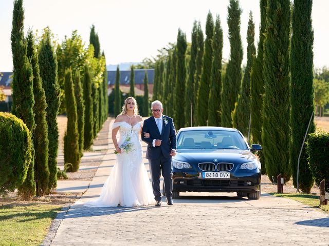 La boda de Cristina y Mario en Alcalá De Henares, Madrid 32
