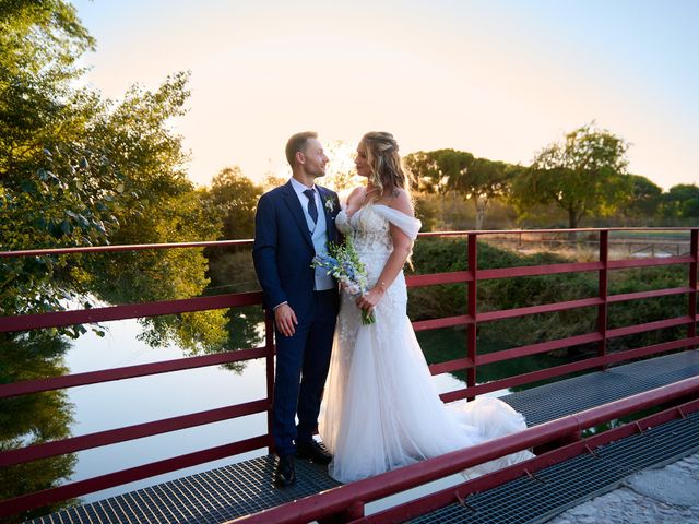 La boda de Cristina y Mario en Alcalá De Henares, Madrid 1