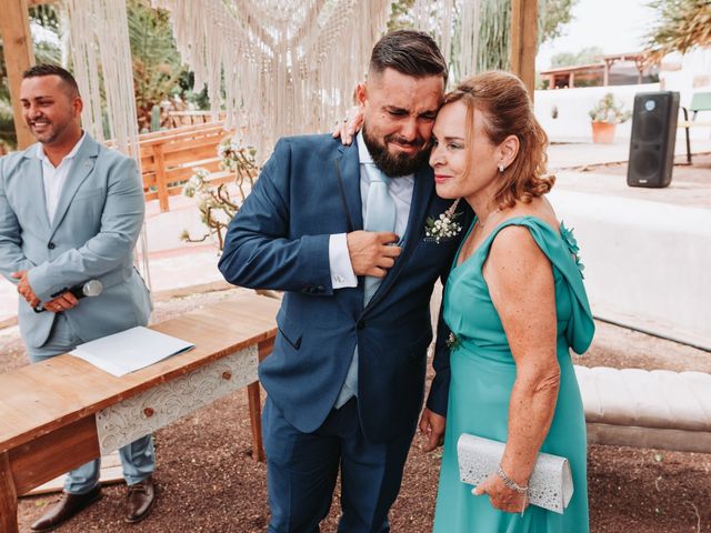 La boda de Roberto  y Lucia en Tetir, Las Palmas 7