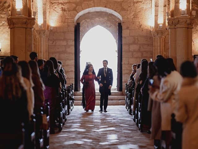 La boda de Javier y Isabel en Pozuelo De Calatrava, Ciudad Real 42