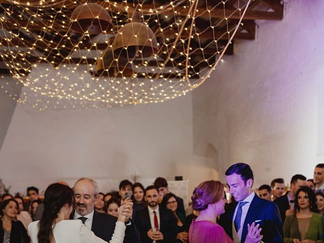 La boda de Javier y Isabel en Pozuelo De Calatrava, Ciudad Real 165