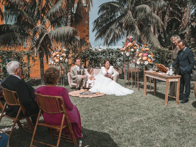 La boda de Raquel y Camilo en Los Realejos, Santa Cruz de Tenerife 19