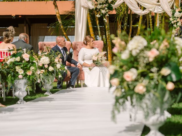 La boda de Moises y Cecilia en Santa Cruz De Tenerife, Santa Cruz de Tenerife 3