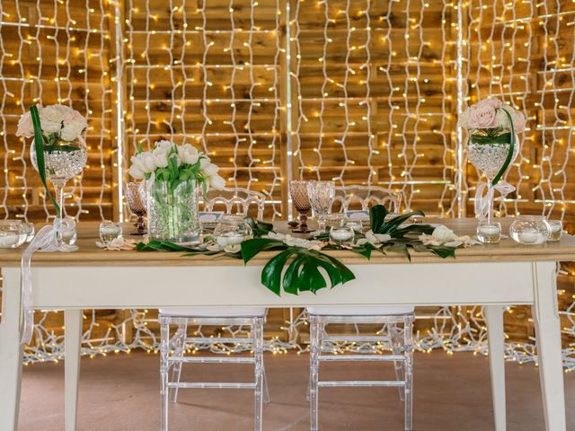 La boda de Moises y Cecilia en Santa Cruz De Tenerife, Santa Cruz de Tenerife 6