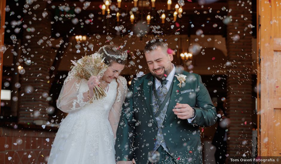 La boda de Francis y Estela en Alora, Málaga
