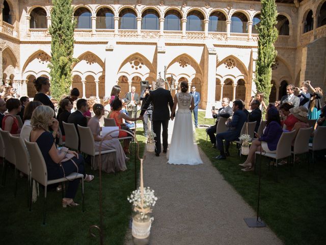 La boda de Alex y María en San Bernardo, Valladolid 1