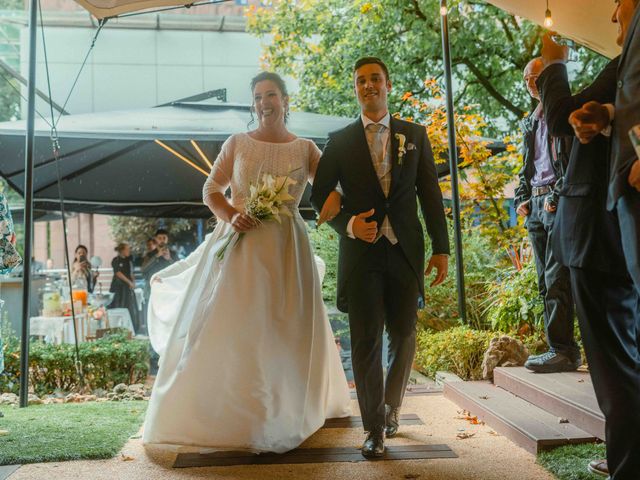 La boda de Rafael y Arantza en Zamudio, Vizcaya 20