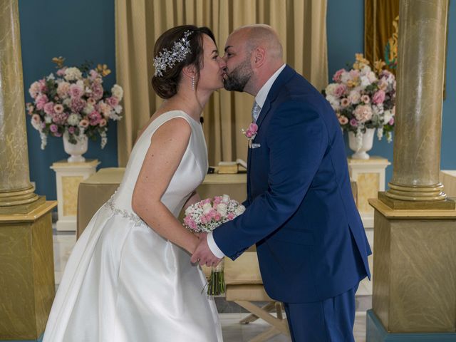 La boda de Gabriela y Daniel en Valencia, Valencia 33