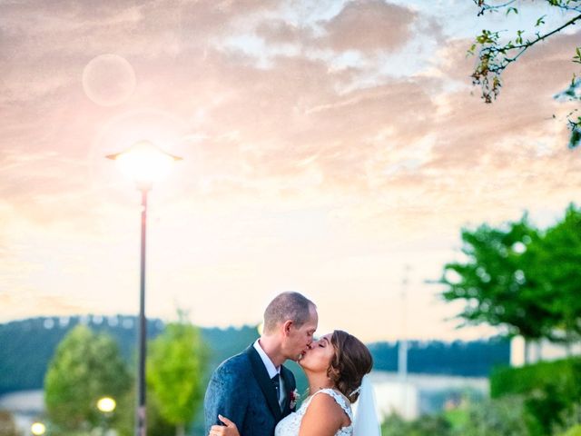 La boda de Denis  y Alejandra  en Pamplona, Navarra 11