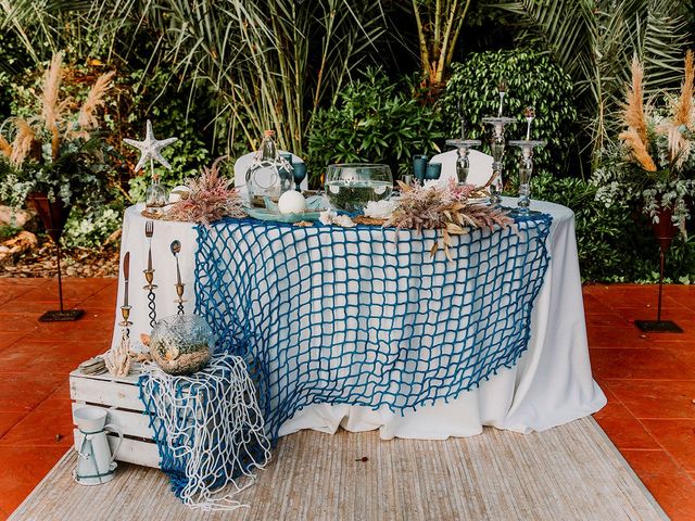 La boda de Paco  y Eunate  en Crevillente, Alicante 26