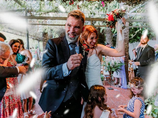La boda de Paco  y Eunate  en Crevillente, Alicante 35