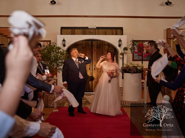 La boda de Francisco y Esther en Almodovar Del Rio, Córdoba 1