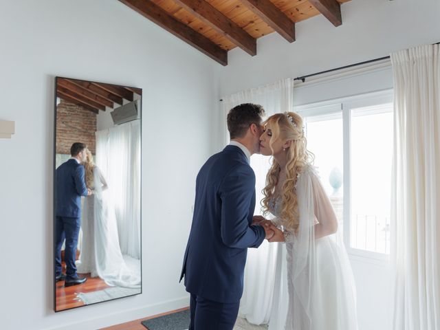 La boda de Mary y Mariluz en Torre Del Mar, Málaga 21