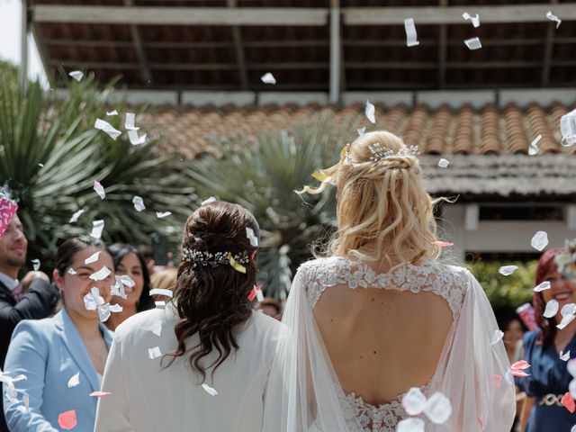 La boda de Mary y Mariluz en Torre Del Mar, Málaga 44