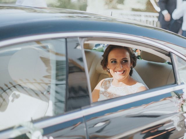 La boda de Jose Antonio y Rocio en Lora Del Rio, Sevilla 24