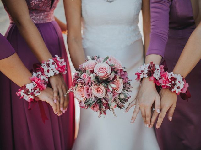La boda de Jose Antonio y Rocio en Lora Del Rio, Sevilla 40