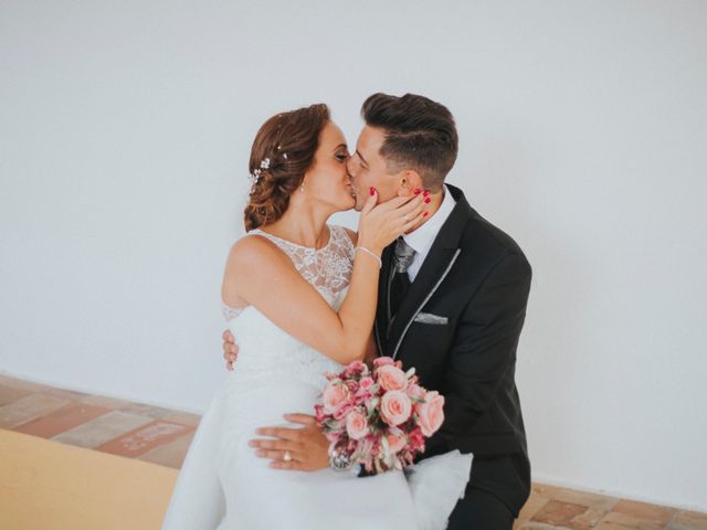 La boda de Jose Antonio y Rocio en Lora Del Rio, Sevilla 48