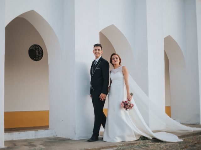 La boda de Jose Antonio y Rocio en Lora Del Rio, Sevilla 51